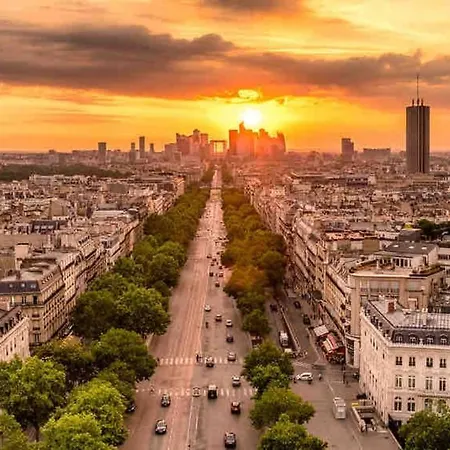 Splendid Eiffel Tower & La Seine - 8 Beds Apartment *